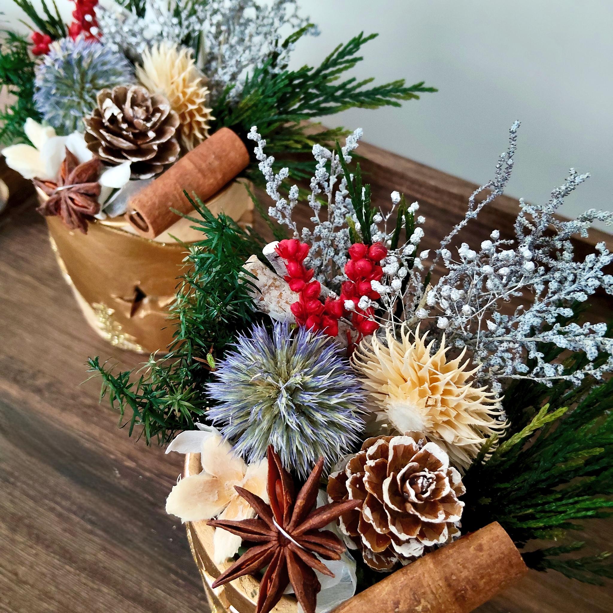 森のきらめき星灯りのクリスマスアレンジ プリザーブドフラワードライフラワー | 3枚目